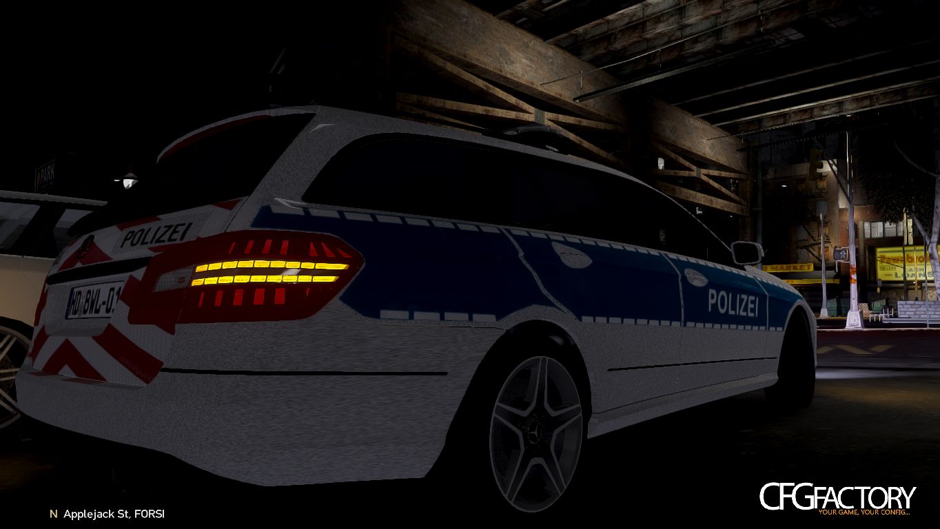Mercedes Benz E Class Estate German Police