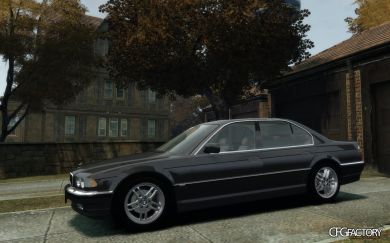 BMW 740i (E38)
