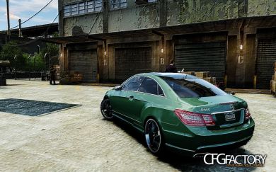 Mercedes Benz E500 Coupe