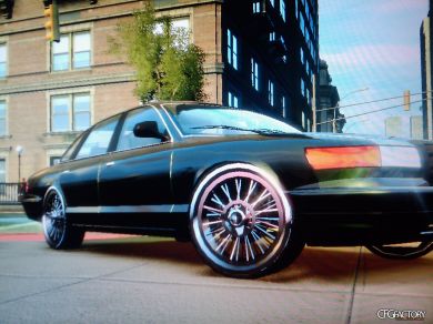 Ford Crown Victoria on 22" Rims