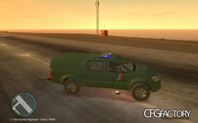 Toyota Hilux ArmÃ©e de Terre Fran&Atil