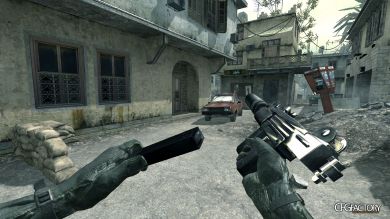 Platinum Uzi (Gold Camo)